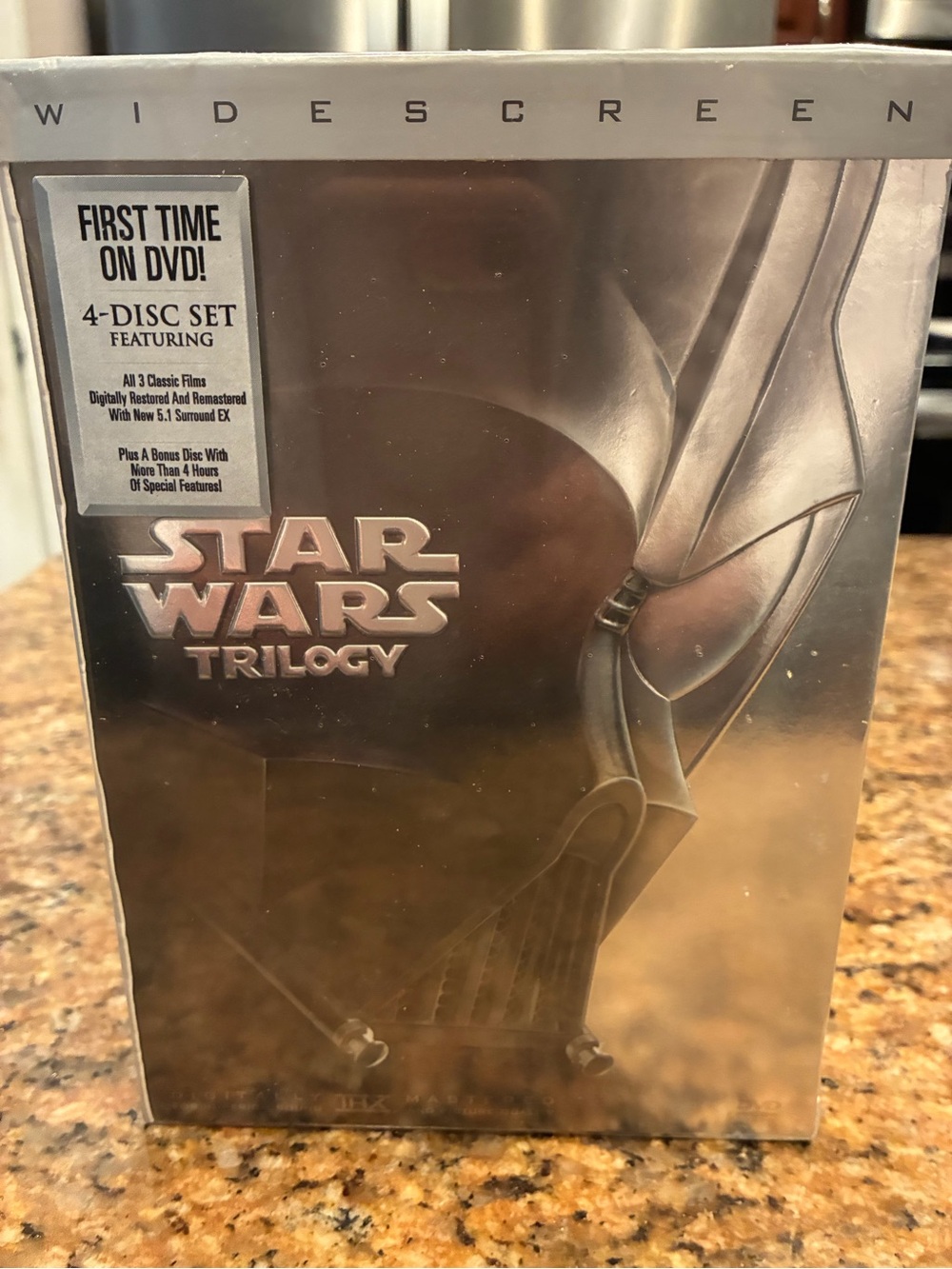 Star Wars Trilogy Widescreen DVD Set - Silver